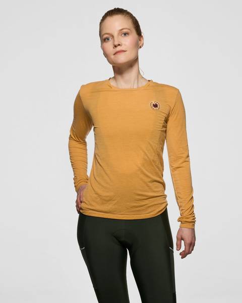 Model is wearing a size XS long sleeve